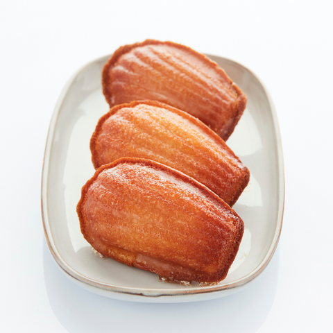 Madeleine Cakejes met Frisse Citroenglazuur | Bakkit rotterdam of in de webshop